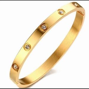 NEW Gold Round Diamond Bangle Bracelet